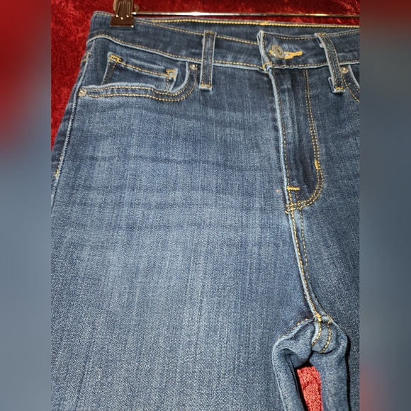 Levi Flares in 27' - Picture 3 of 6